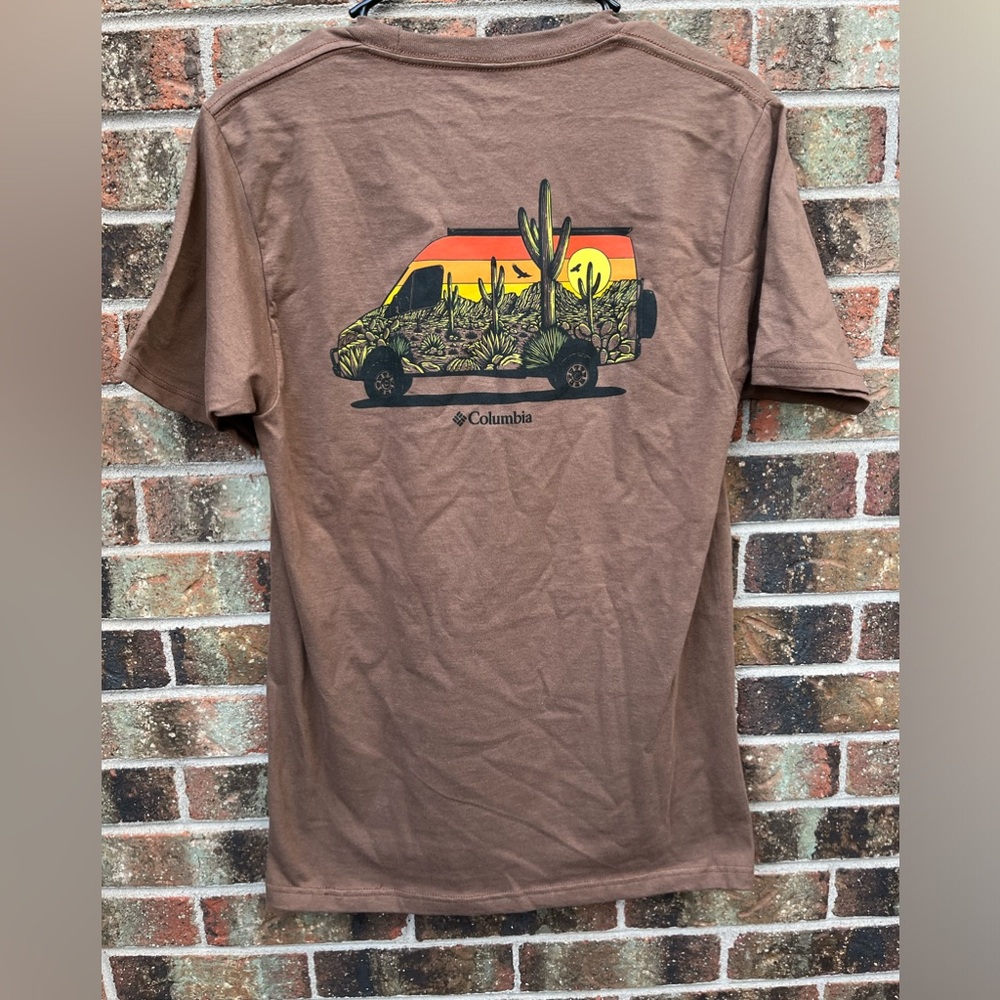 Columbia T-shirt Desert Camper Cactus Men Small New with tags